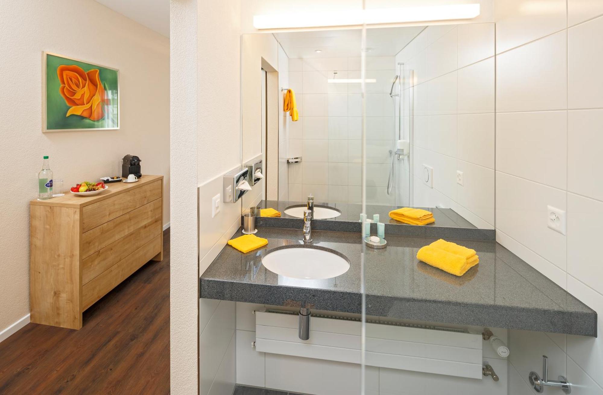 Villmergen Swiss Quality Hotel Экстерьер фото